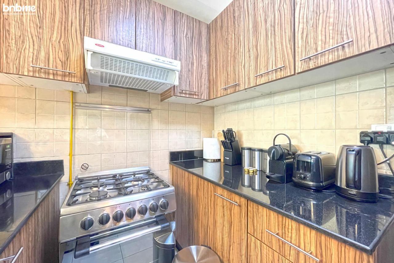 Bnbmehomes - Spacious Studio In Downtown Near Burj Khalifa - 1703 Дубай Екстер'єр фото