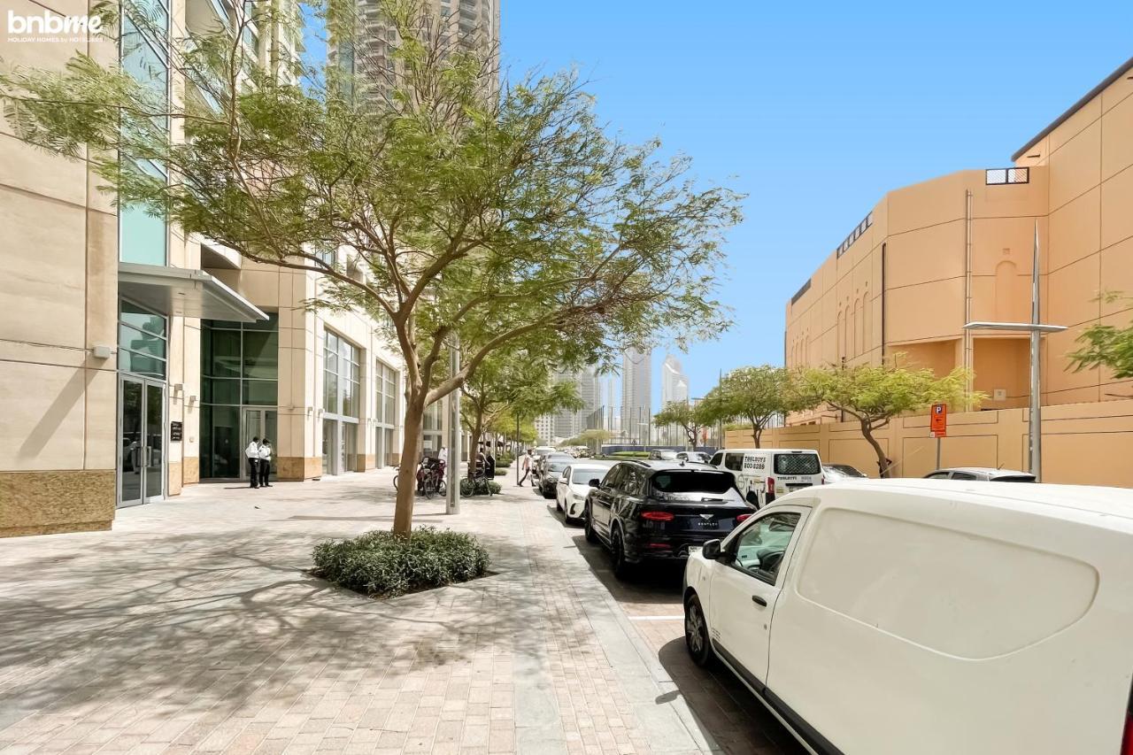 Bnbmehomes - Spacious Studio In Downtown Near Burj Khalifa - 1703 Дубай Екстер'єр фото